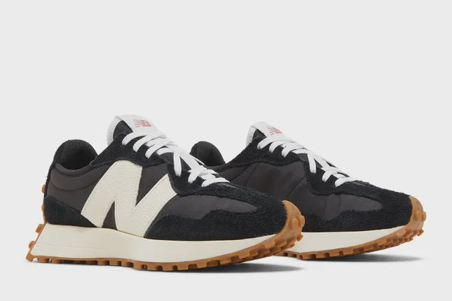 NEW BALANCE 327 - WS327BL
