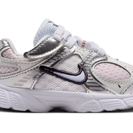 Nike V5 RNR - HQ6413-500