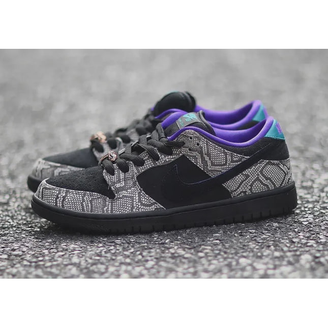 Dashawn Jordan x Nike SB Dunk Low - IB6208-200