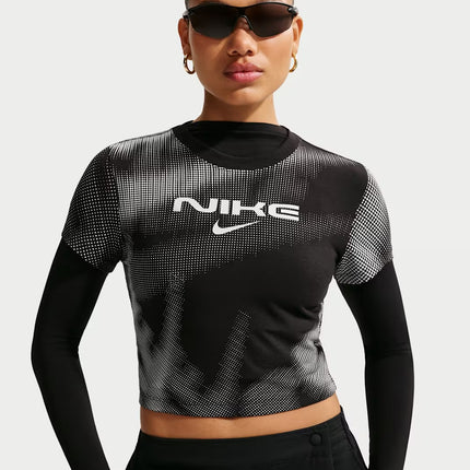 Nike Sportswear Chill Knit Women's Slim Cropped T-Shirt - IR7844-010