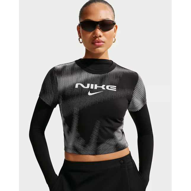 Nike Sportswear Chill Knit Women's Slim Cropped T-Shirt - IR7844-010