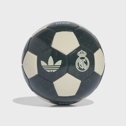Mini Football Ball Real Madrid 2026/27 - KC9700
