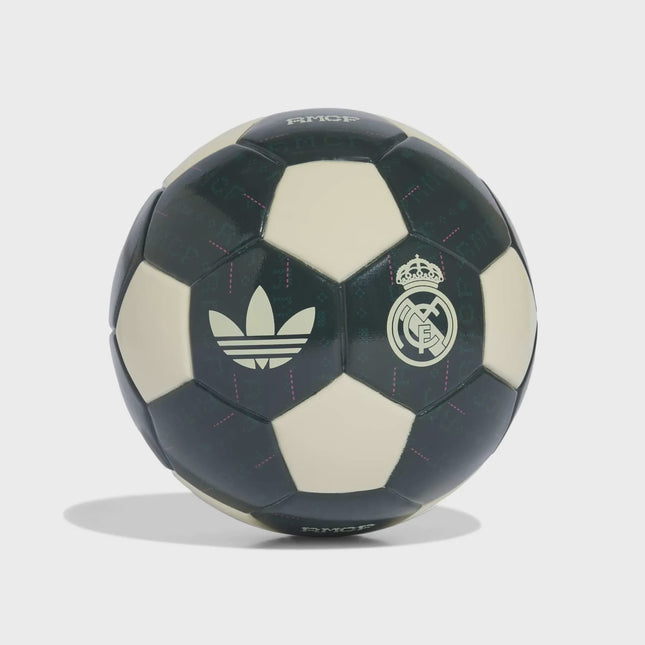 Mini Football Ball Real Madrid 2026/27 - KC9700