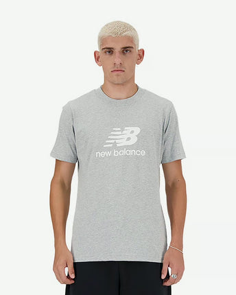 NEW BALANCE T-SHIRT SPORT ESSENTIALS - GREY - MT41502-AG-A