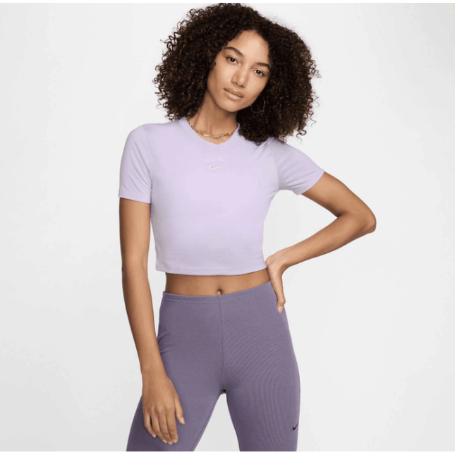 Nike Sportswear Essential Women's Slim Cropped T-Shirt - FB2873-511