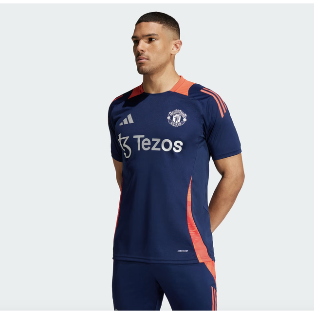 Manchester United Tiro 24 Training Jersey - IT2010