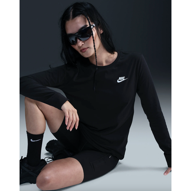 W Nike Sportswear Club Long-Sleeve T-Shirt - BLACK -HF0780-010