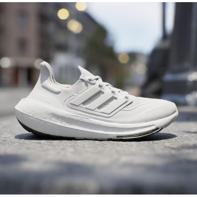 W ULTRABOOST LIGHT SHOES - GY9352