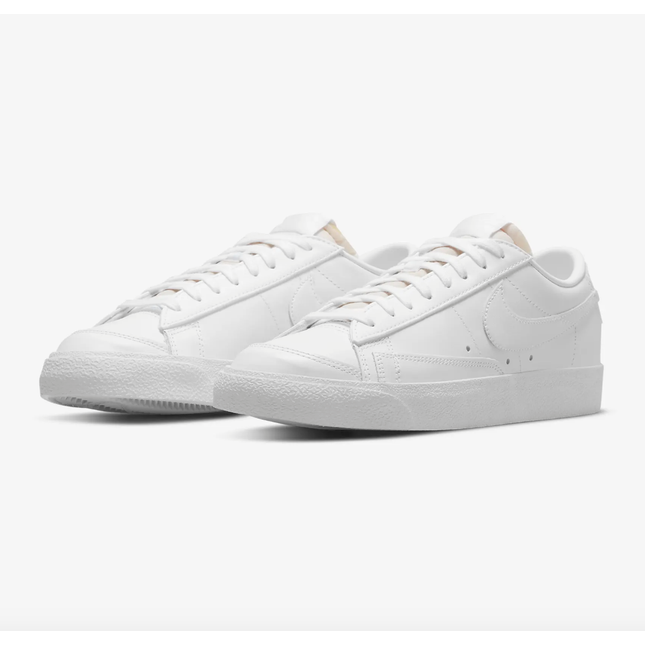 W Nike Blazer Low '77 LTHR - WHITE - DC4769-101